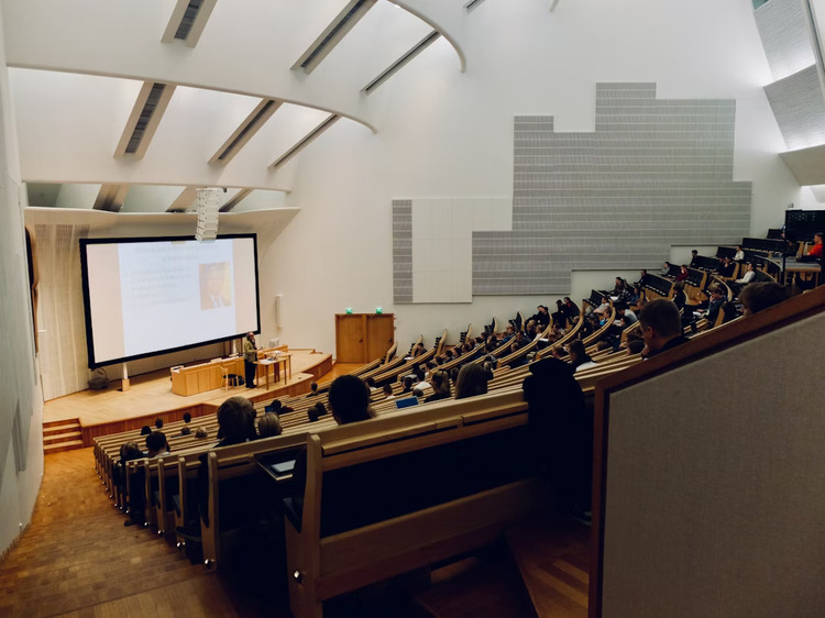 Expert-led education